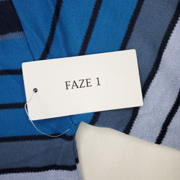 Faze 1 Sweater Boys Large 14/16 Blue Multi Stripped Pullover Crew Neck - Picture 2 of 9